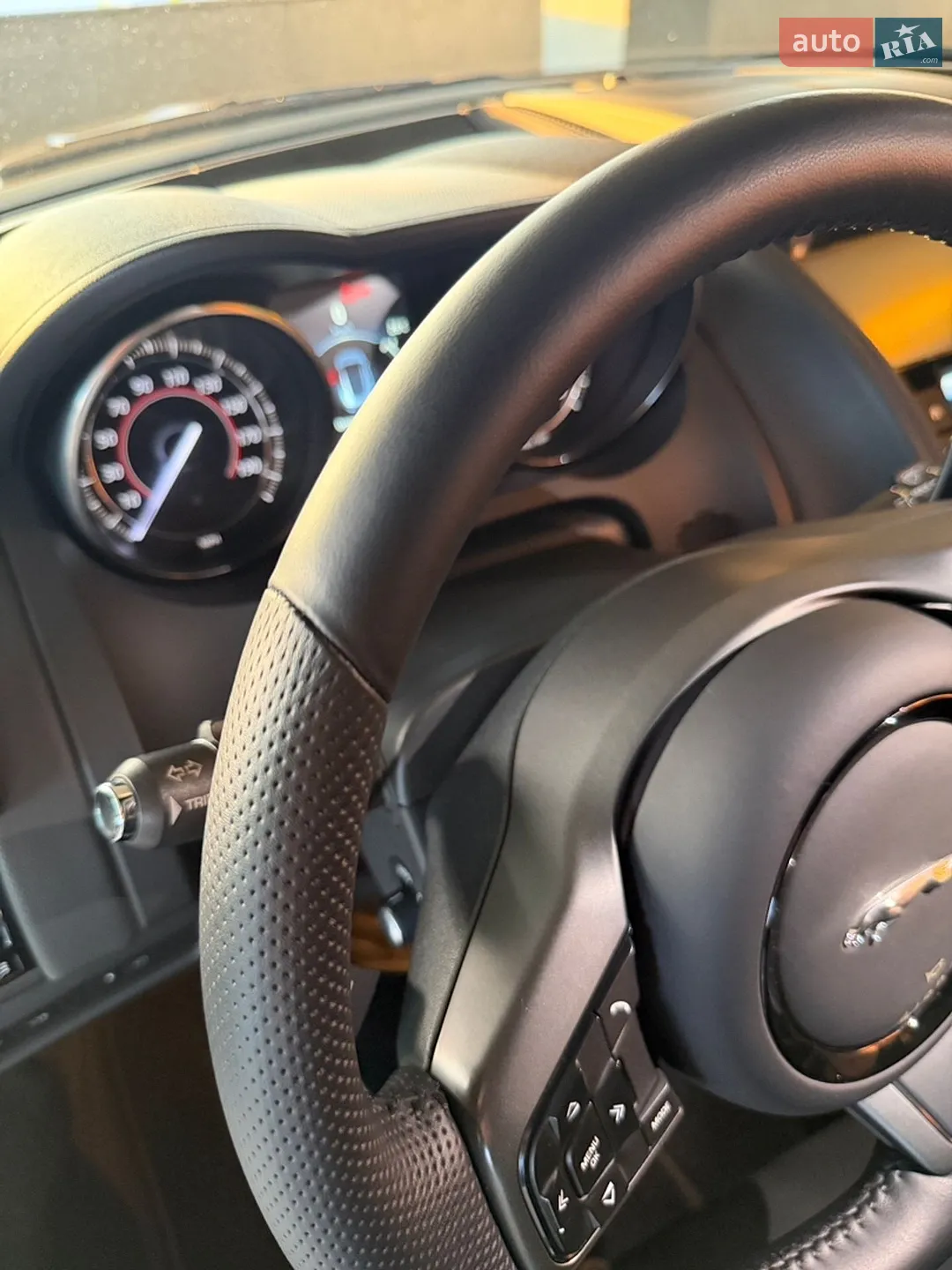 2016 Jaguar F-Type - мініатюра 23