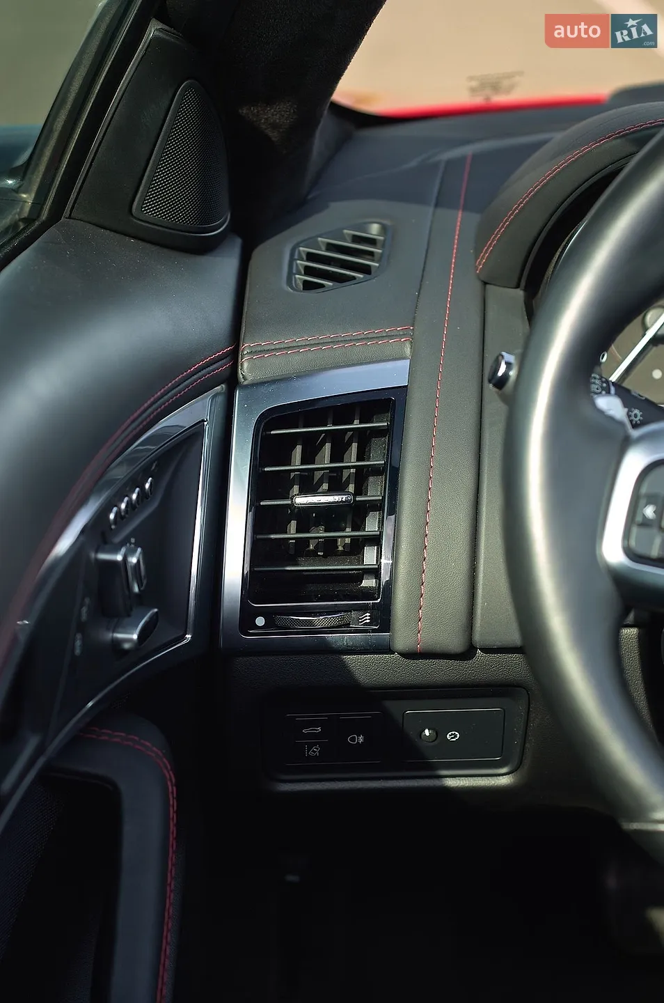 2019 Jaguar F-Type - мініатюра 34