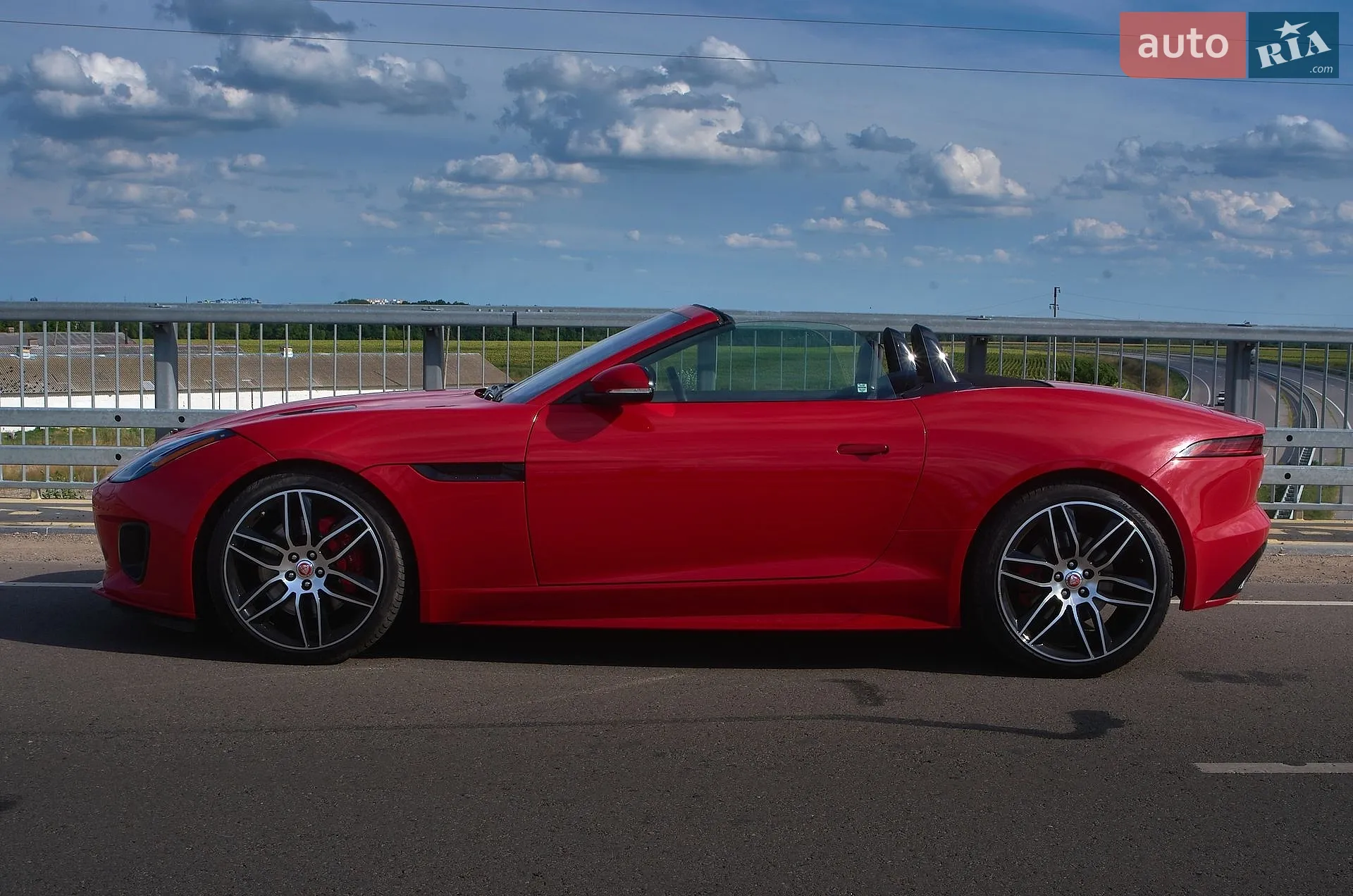 2019 Jaguar F-Type - мініатюра 3