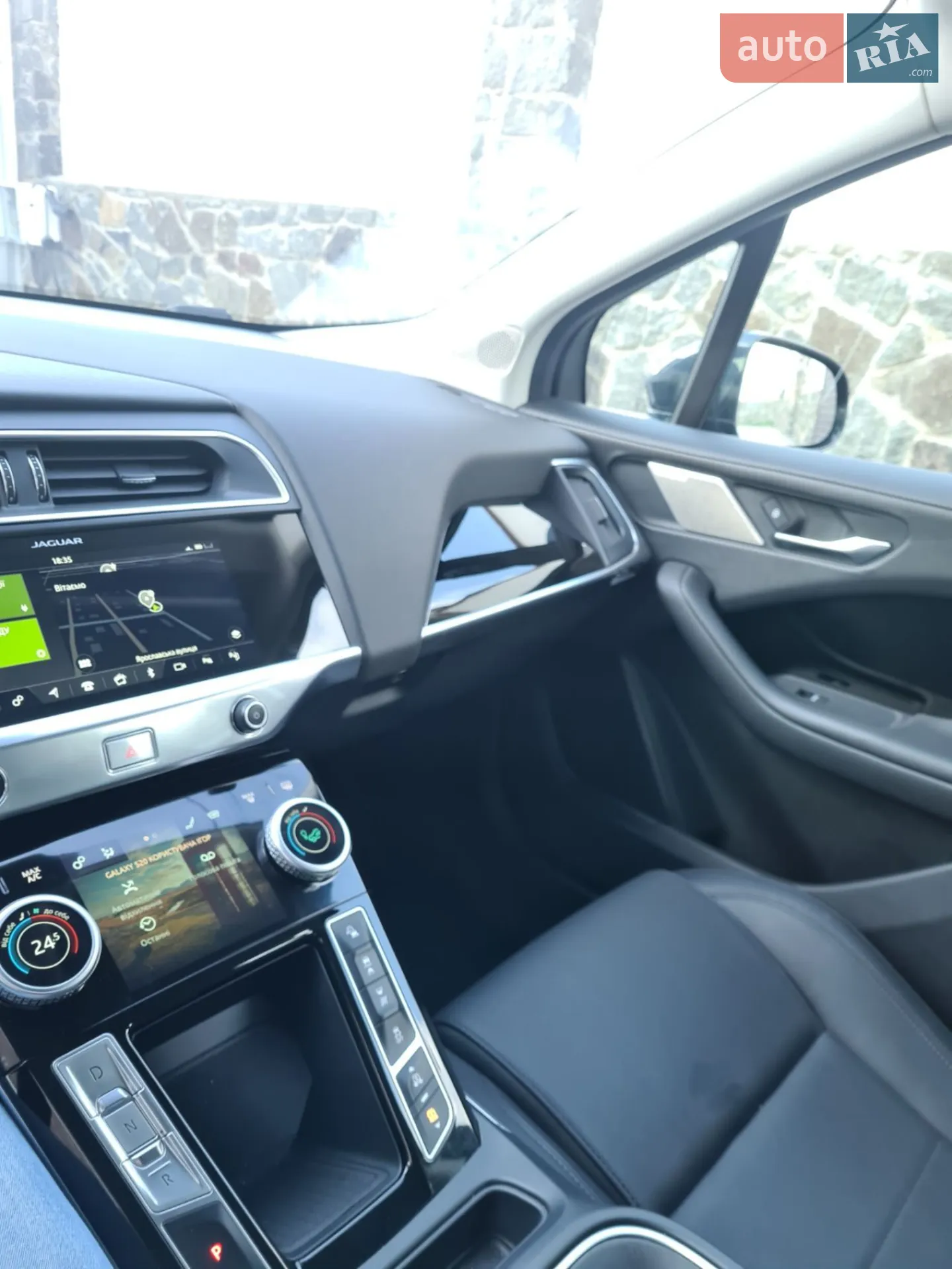 2019 Jaguar I-Pace - мініатюра 10