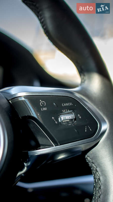 Позашляховик / Кросовер Jaguar I-Pace 2019 в Чернівцях