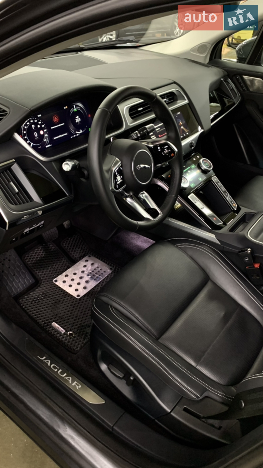 2019 Jaguar I-Pace - мініатюра 13