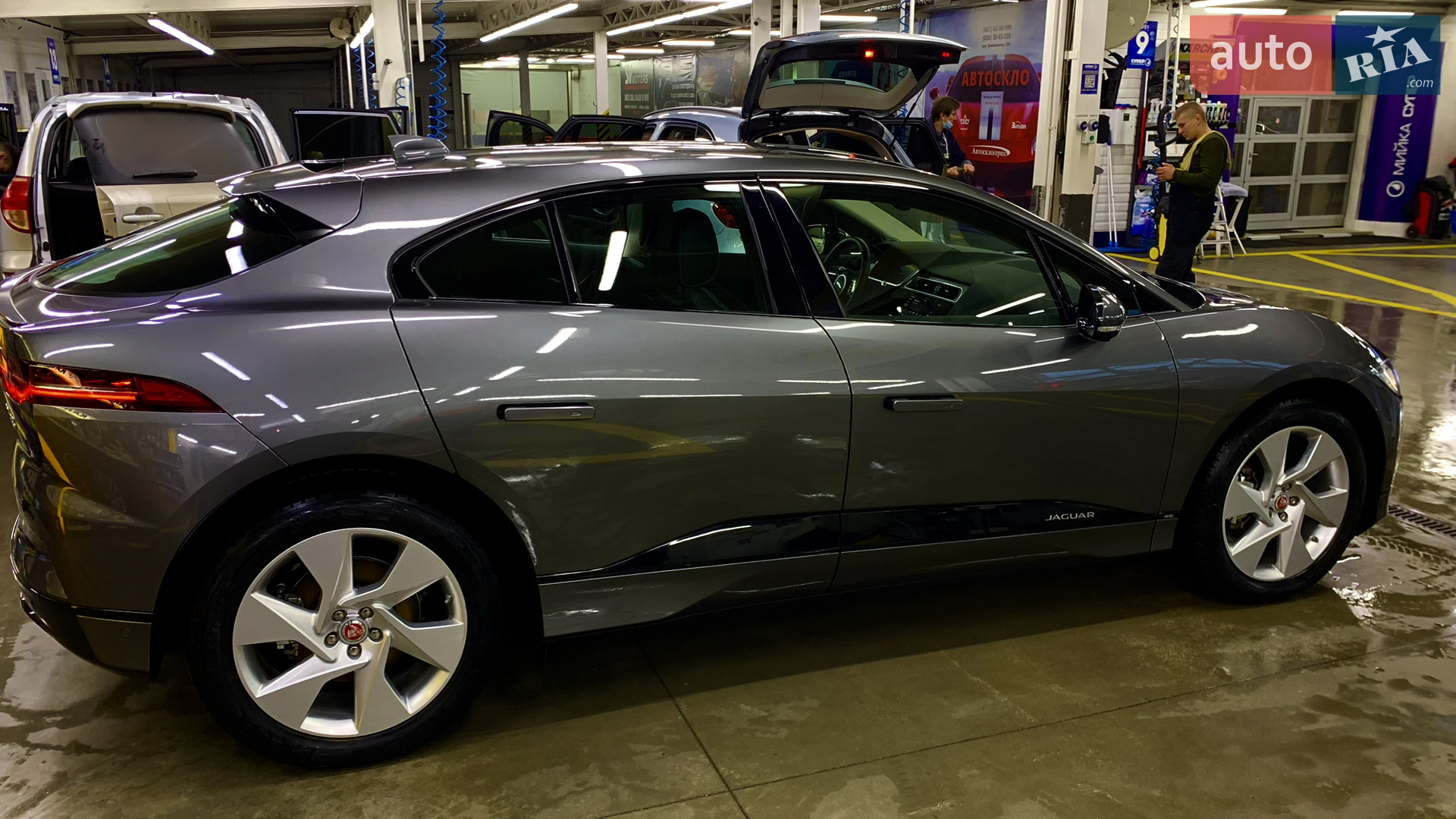 2019 Jaguar I-Pace - мініатюра 24