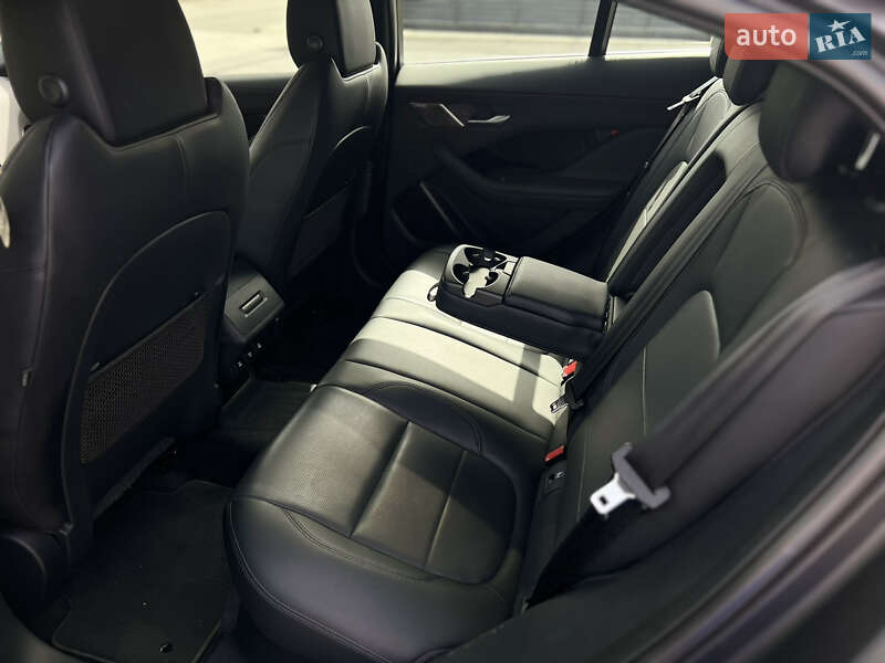 Позашляховик / Кросовер Jaguar I-Pace 2018 в Ужгороді