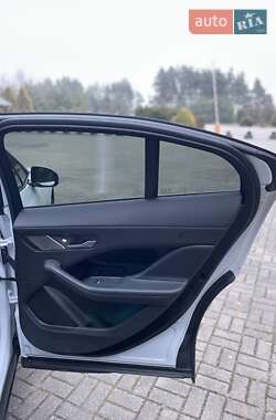 Внедорожник / Кроссовер Jaguar I-Pace 2021 в 