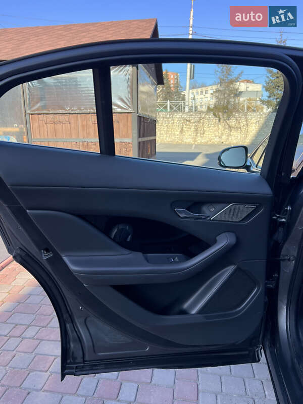 Внедорожник / Кроссовер Jaguar I-Pace 2018 в Тернополе