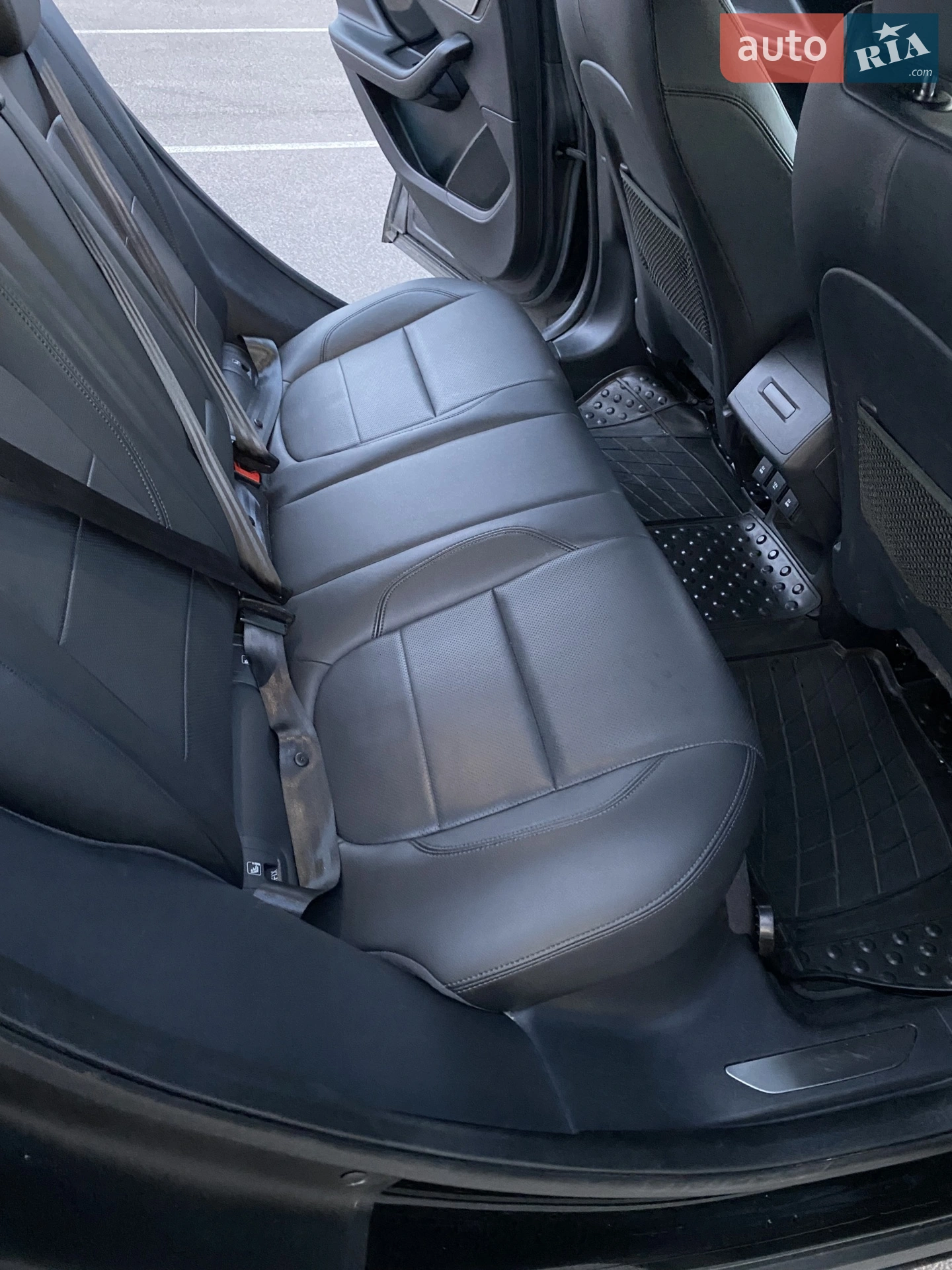 2019 Jaguar I-Pace - мініатюра 13