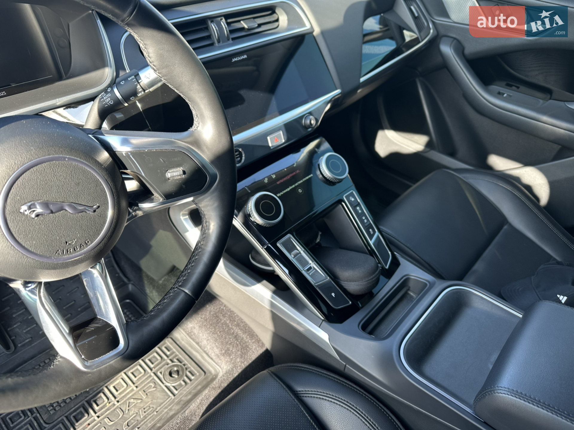 2019 Jaguar I-Pace - мініатюра 8