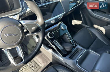 Позашляховик / Кросовер Jaguar I-Pace 2019 в 