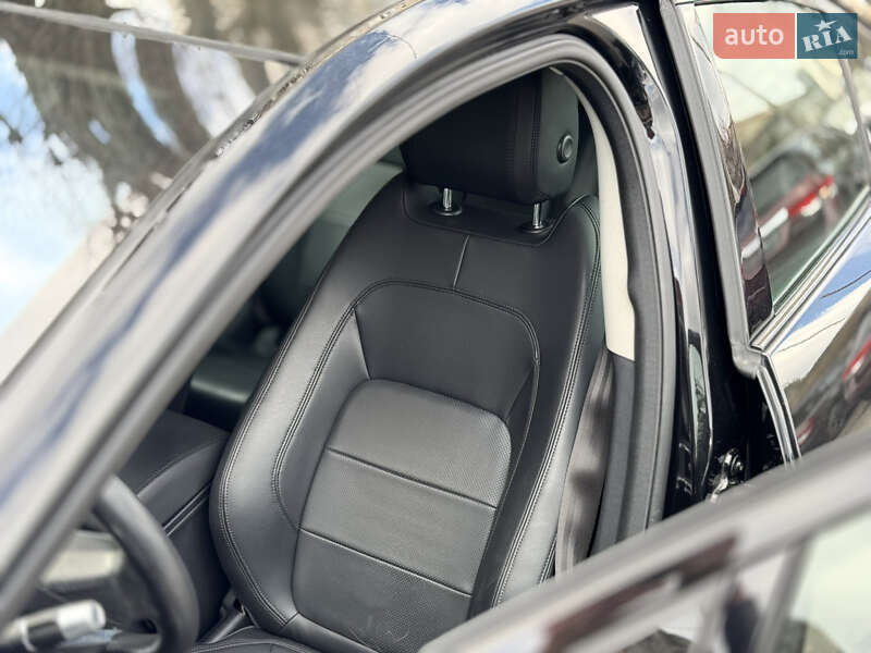 Внедорожник / Кроссовер Jaguar I-Pace 2019 в Киеве