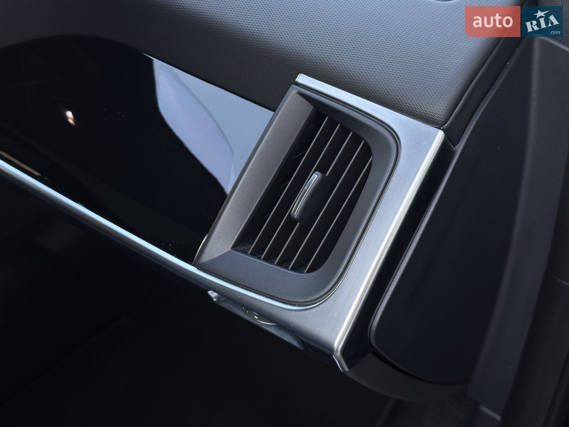 2020 Jaguar I-Pace - мініатюра 40