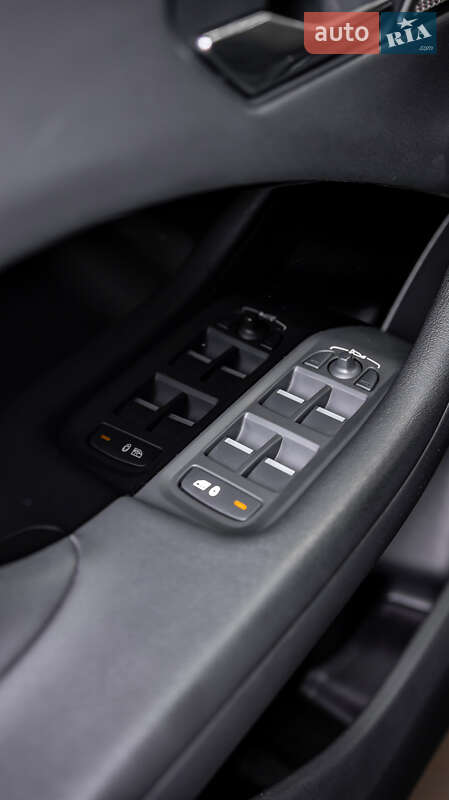 Внедорожник / Кроссовер Jaguar I-Pace 2018 в Черновцах фото 75 Внедорожник / Кроссовер Jaguar I-Pace 2018 в Черновцах