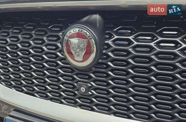 Позашляховик / Кросовер Jaguar I-Pace 2018 в 