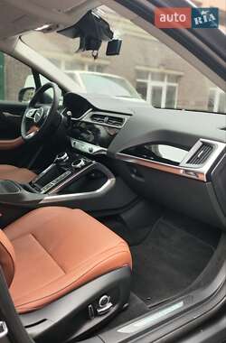 Позашляховик / Кросовер Jaguar I-Pace 2019 в 