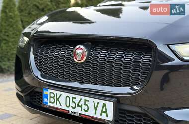 Внедорожник / Кроссовер Jaguar I-Pace 2018 в 
