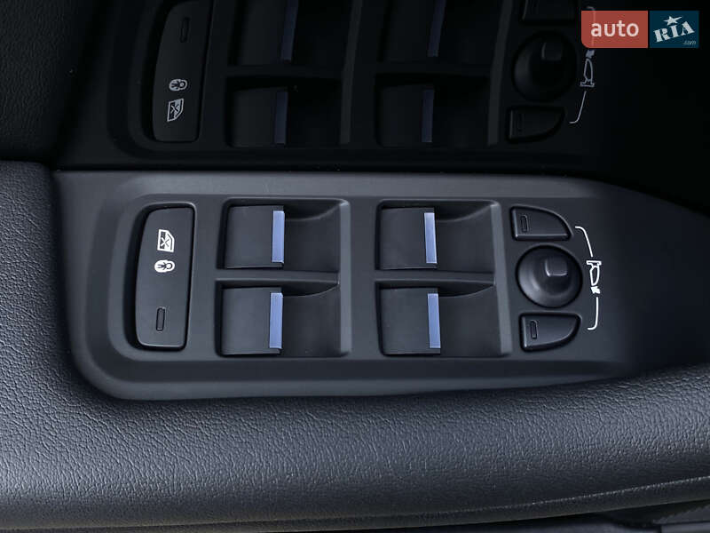 Внедорожник / Кроссовер Jaguar I-Pace 2020 в Львове фото 57 Внедорожник / Кроссовер Jaguar I-Pace 2020 в Львове