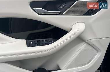 Позашляховик / Кросовер Jaguar I-Pace 2023 в 
