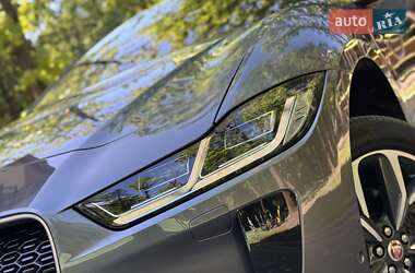 Позашляховик / Кросовер Jaguar I-Pace 2020 в 