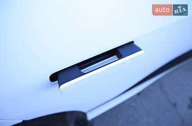 Внедорожник / Кроссовер Jaguar I-Pace 2019 в 