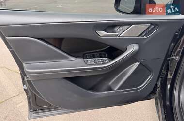 Позашляховик / Кросовер Jaguar I-Pace 2021 в 