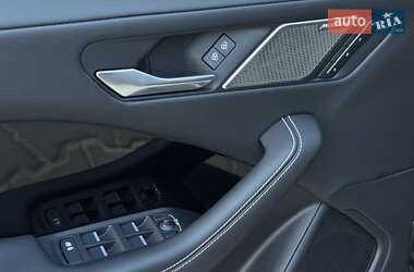 Позашляховик / Кросовер Jaguar I-Pace 2021 в 
