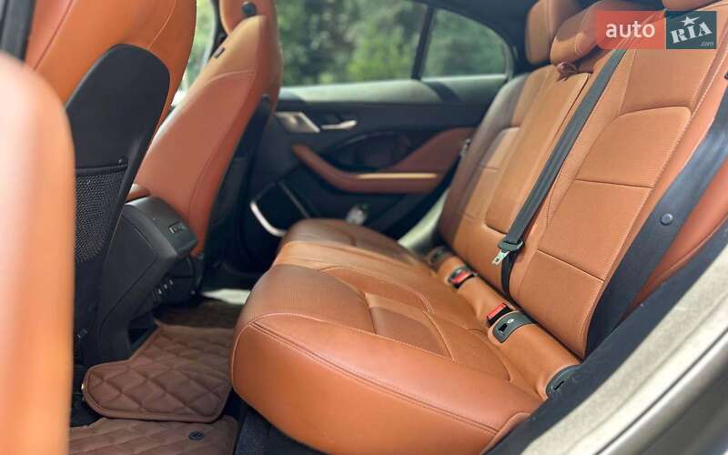 Позашляховик / Кросовер Jaguar I-Pace 2018 в Чернівцях