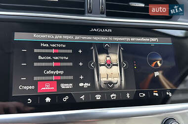 Позашляховик / Кросовер Jaguar I-Pace 2020 в 