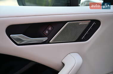 Внедорожник / Кроссовер Jaguar I-Pace 2021 в 