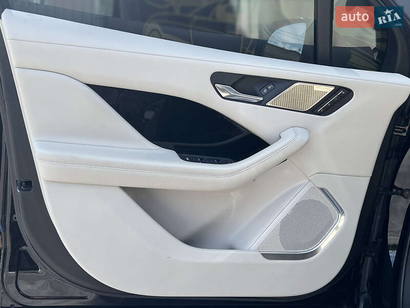 Позашляховик / Кросовер Jaguar I-Pace 2019 в Києві