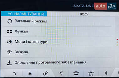Позашляховик / Кросовер Jaguar I-Pace 2019 в 