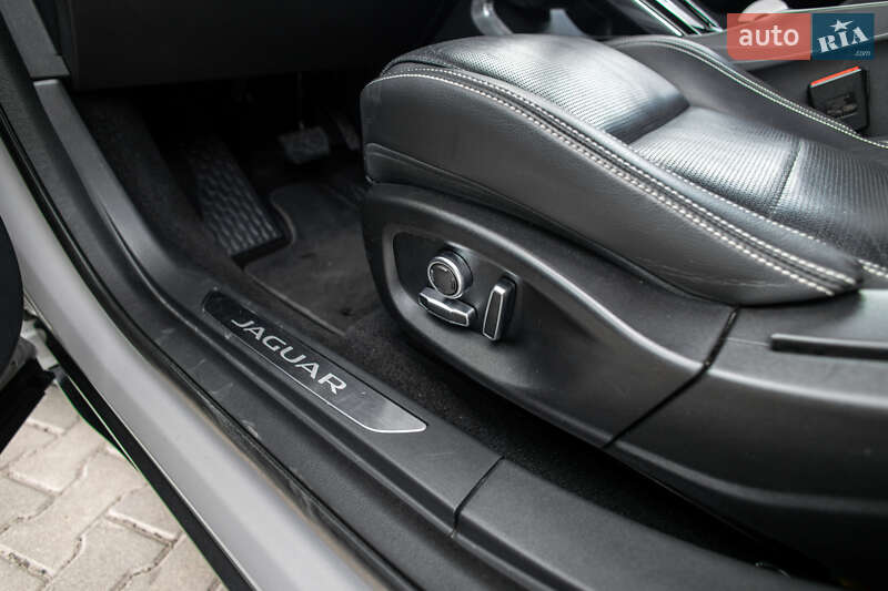 Позашляховик / Кросовер Jaguar I-Pace 2020 в Львові фото 21 Позашляховик / Кросовер Jaguar I-Pace 2020 в Львові