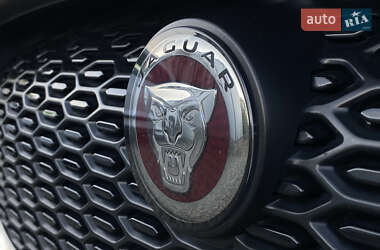 Позашляховик / Кросовер Jaguar I-Pace 2019 в 