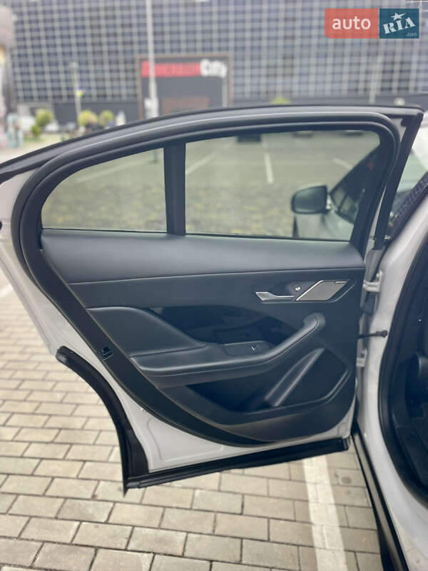 Внедорожник / Кроссовер Jaguar I-Pace 2021 в Луцке фото 57 Внедорожник / Кроссовер Jaguar I-Pace 2021 в Луцке