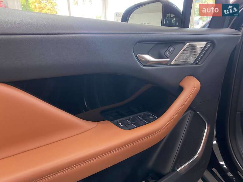 Внедорожник / Кроссовер Jaguar I-Pace 2019 в Киеве