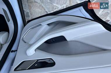 Позашляховик / Кросовер Jaguar I-Pace 2021 в 