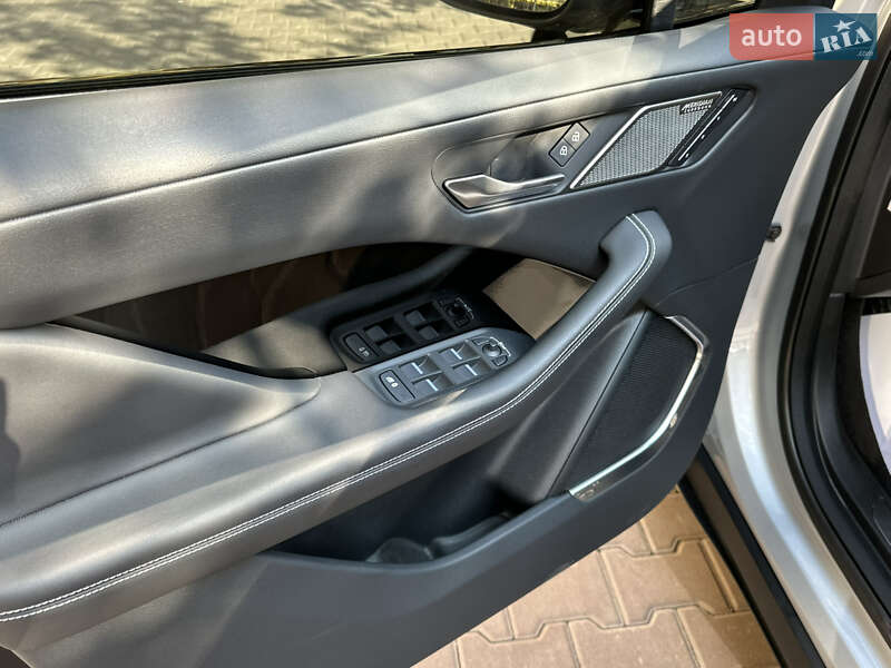 Внедорожник / Кроссовер Jaguar I-Pace 2022 в Киеве