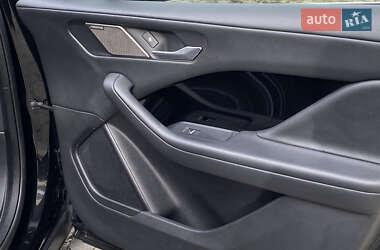 Позашляховик / Кросовер Jaguar I-Pace 2020 в 