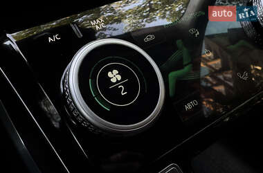 Позашляховик / Кросовер Jaguar I-Pace 2019 в 