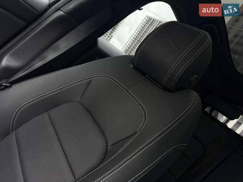 Внедорожник / Кроссовер Jaguar I-Pace 2023 в Киеве фото 53 Внедорожник / Кроссовер Jaguar I-Pace 2023 в Киеве