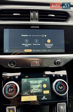 Позашляховик / Кросовер Jaguar I-Pace 2021 в 