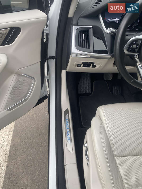 Внедорожник / Кроссовер Jaguar I-Pace 2018 в Житомире фото 14 Внедорожник / Кроссовер Jaguar I-Pace 2018 в Житомире