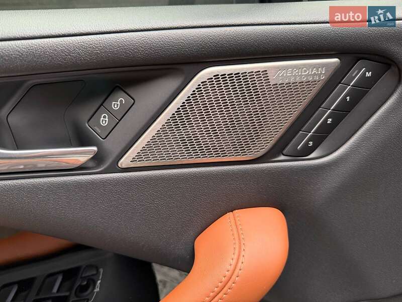 Внедорожник / Кроссовер Jaguar I-Pace 2019 в Киеве фото 18 Внедорожник / Кроссовер Jaguar I-Pace 2019 в Киеве