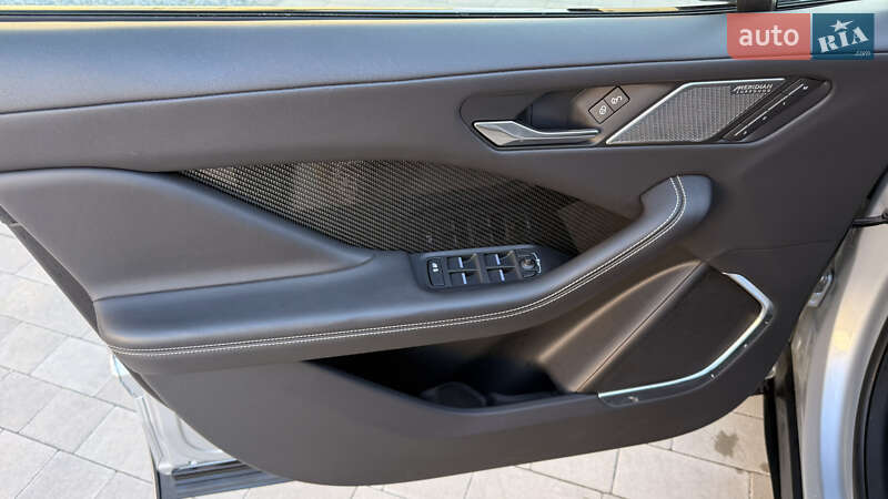 Позашляховик / Кросовер Jaguar I-Pace 2019 в Львові фото 31 Позашляховик / Кросовер Jaguar I-Pace 2019 в Львові