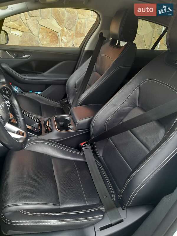 Позашляховик / Кросовер Jaguar I-Pace 2018 в Радивиліві