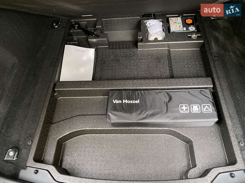 Позашляховик / Кросовер Jaguar I-Pace 2020 в Львові фото 71 Позашляховик / Кросовер Jaguar I-Pace 2020 в Львові