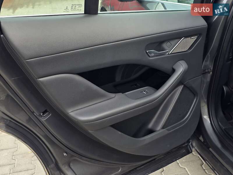 Позашляховик / Кросовер Jaguar I-Pace 2019 в Тернополі фото 28 Позашляховик / Кросовер Jaguar I-Pace 2019 в Тернополі