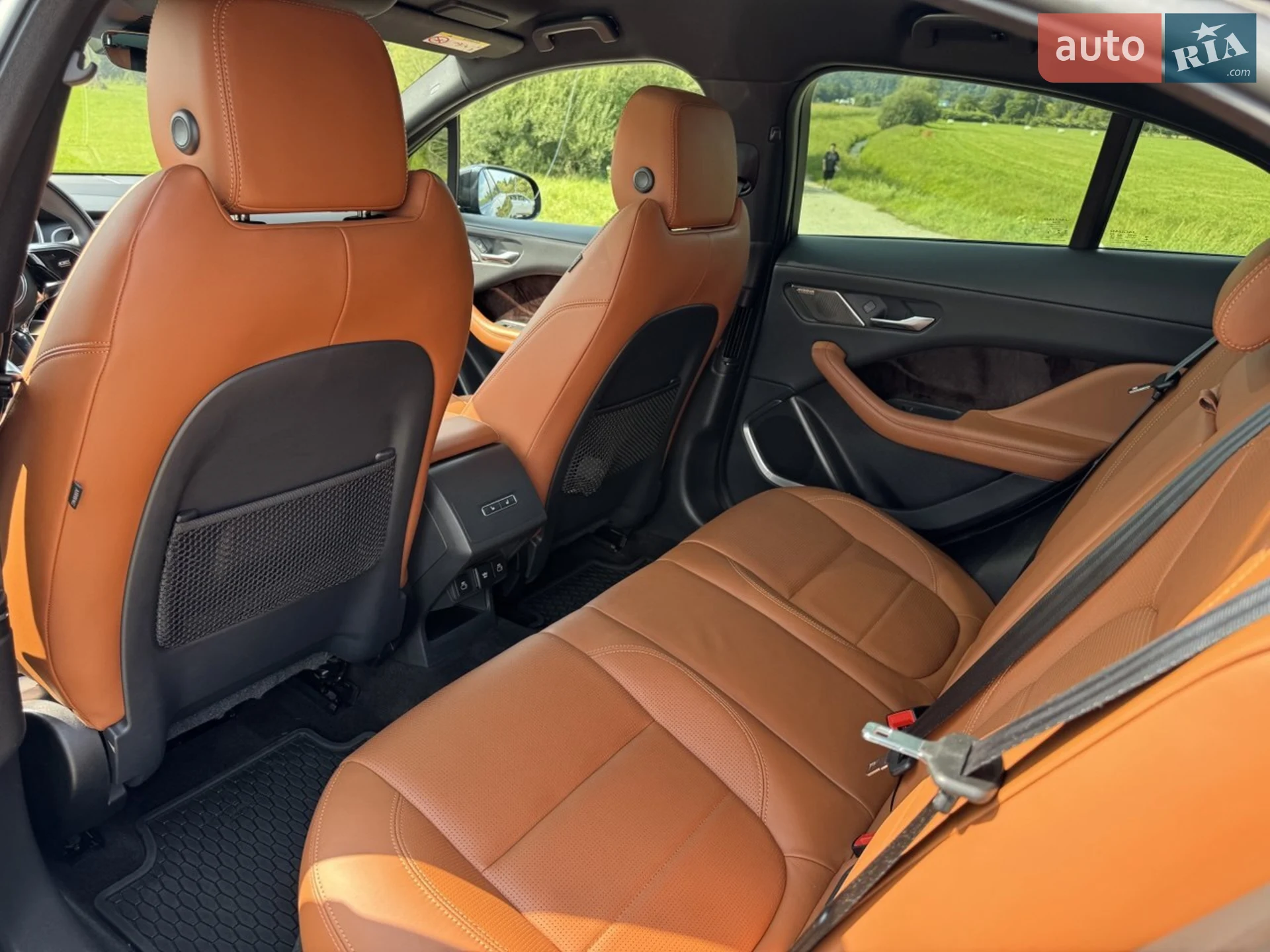 2020 Jaguar I-Pace - мініатюра 15