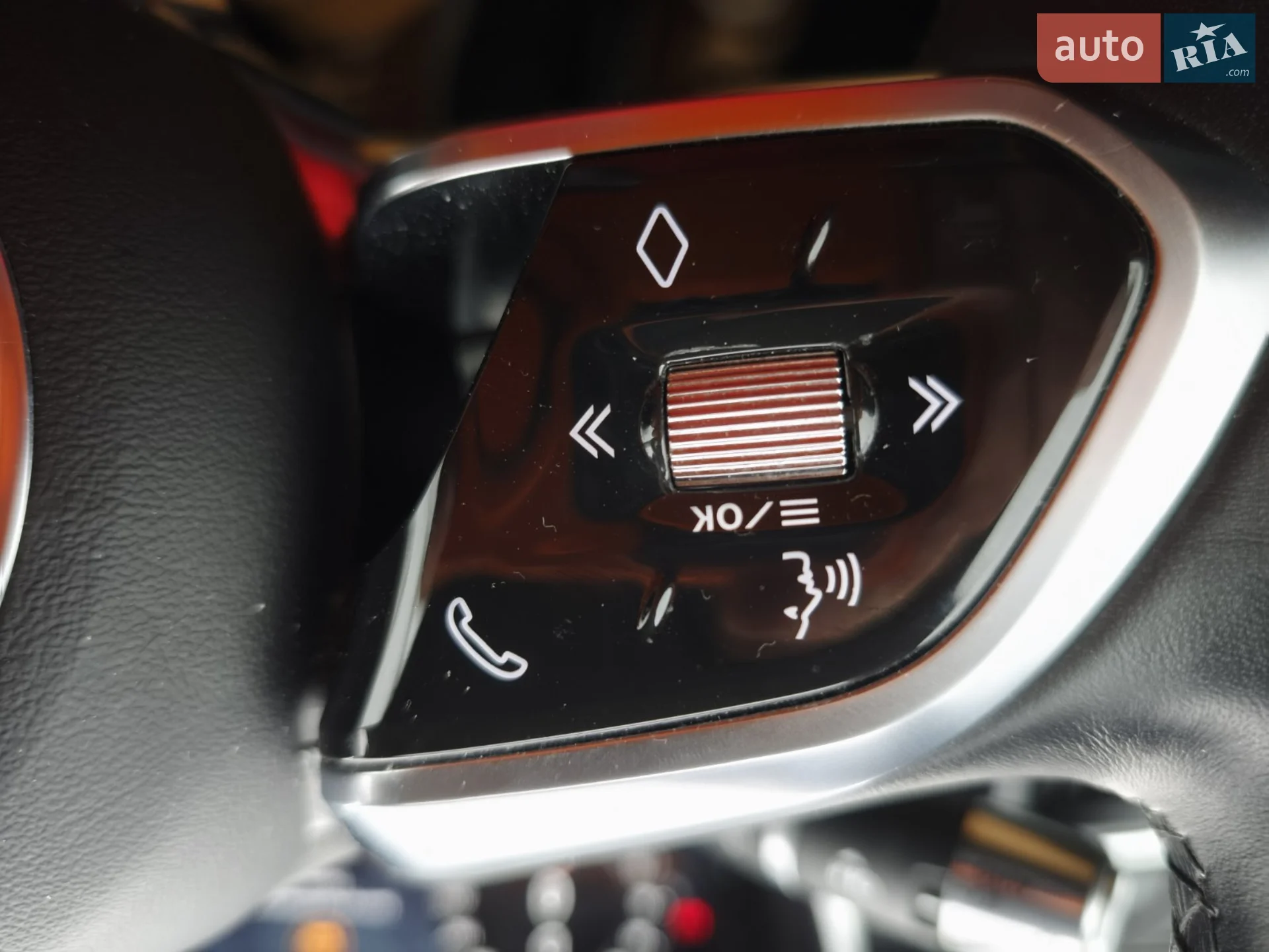 2021 Jaguar I-Pace - мініатюра 39