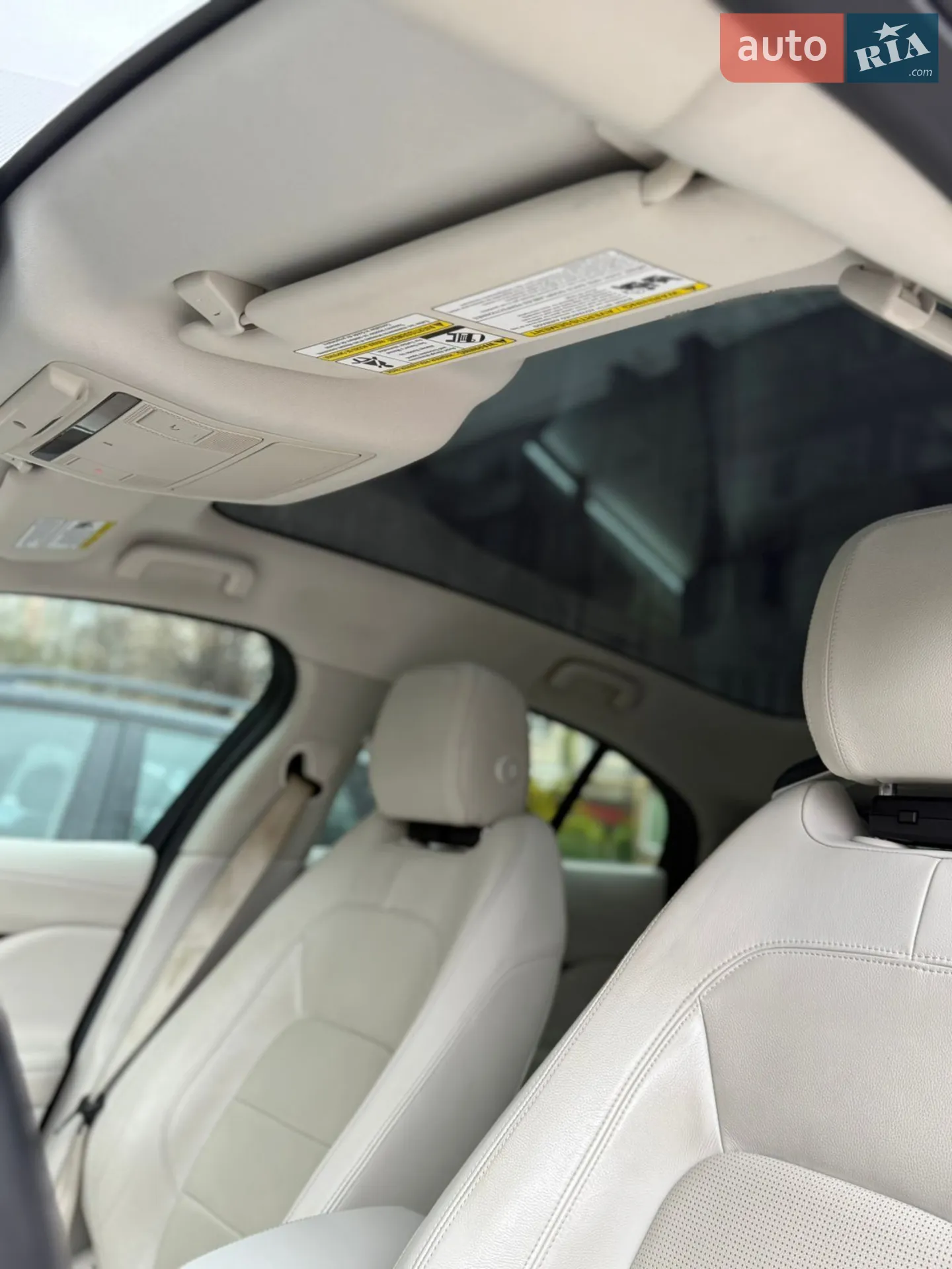2019 Jaguar I-Pace - мініатюра 11
