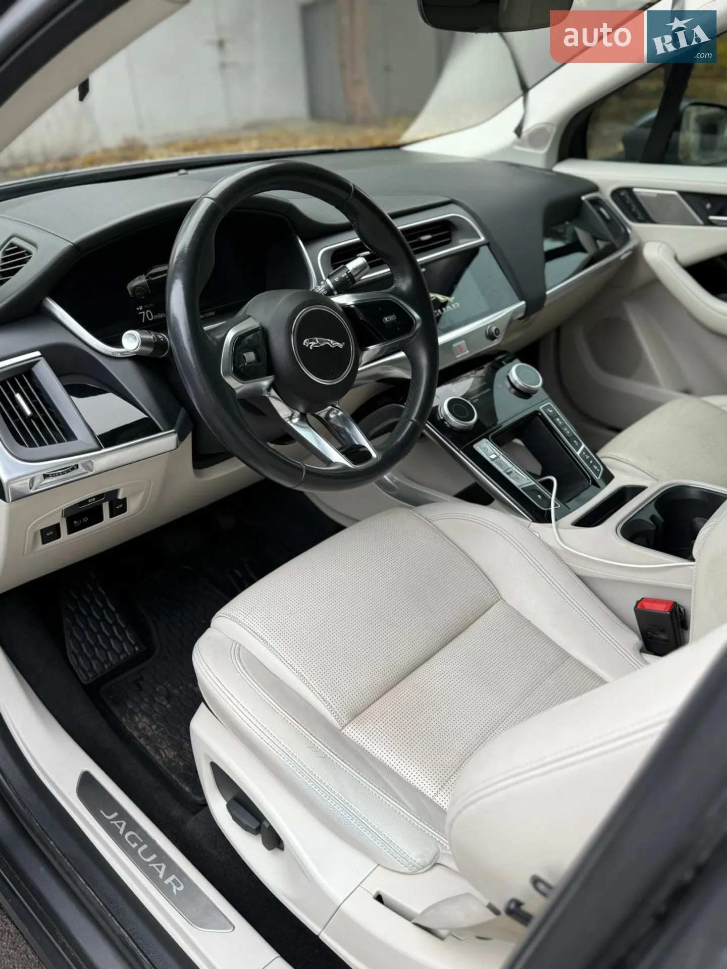 2019 Jaguar I-Pace - мініатюра 9